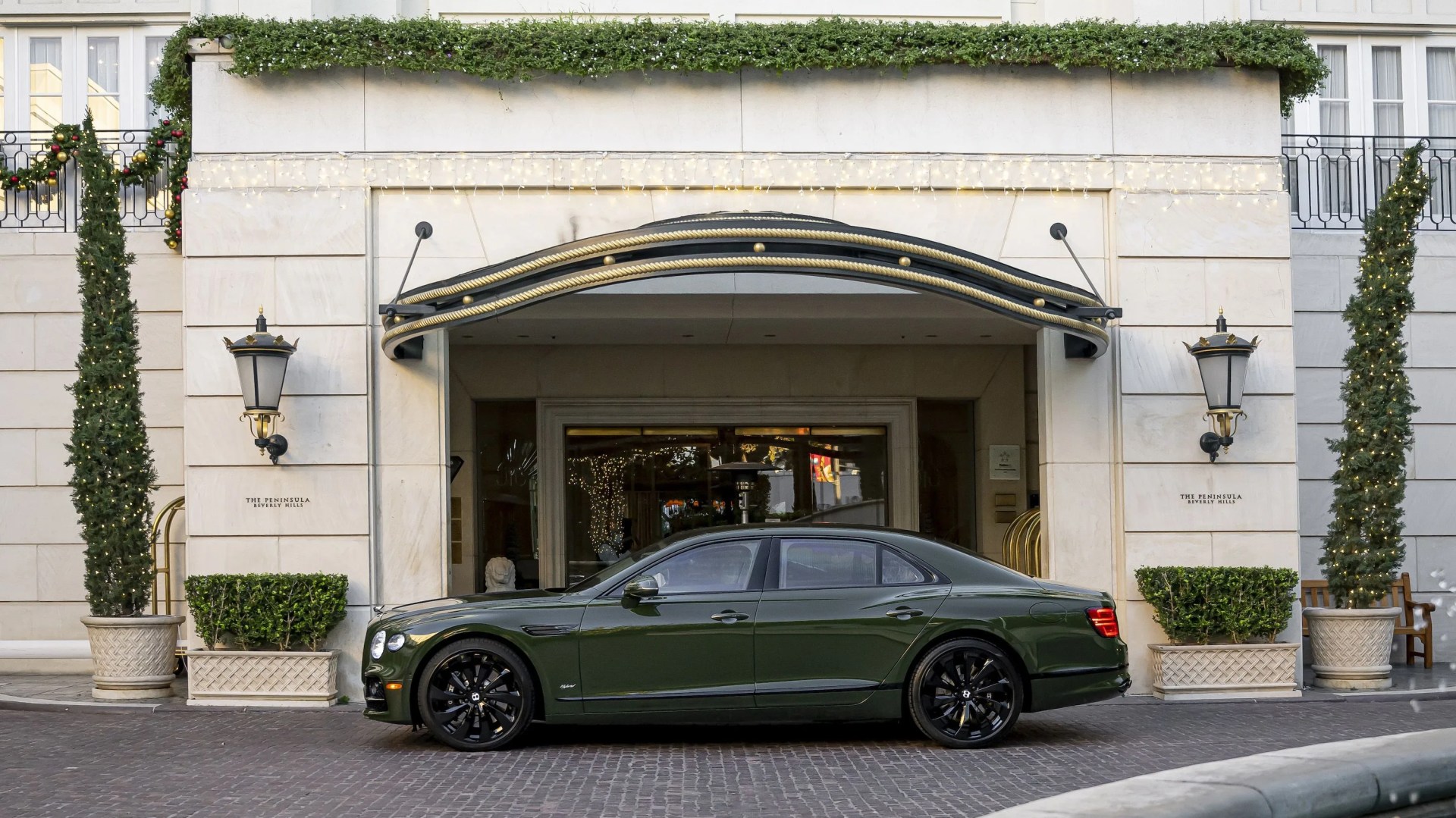 bentley flying spur hybrid 2022 british racing green