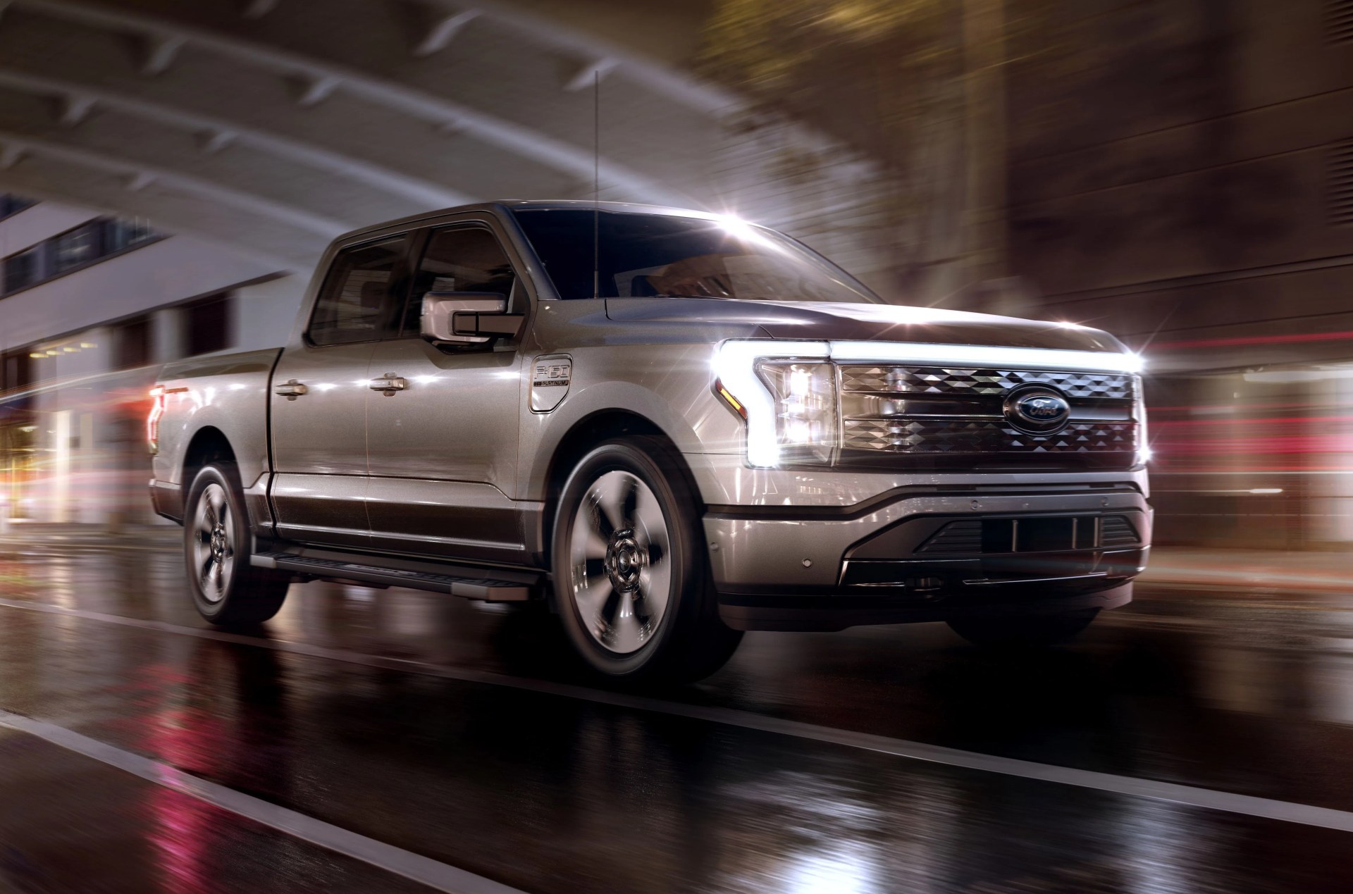 f 150 lightning