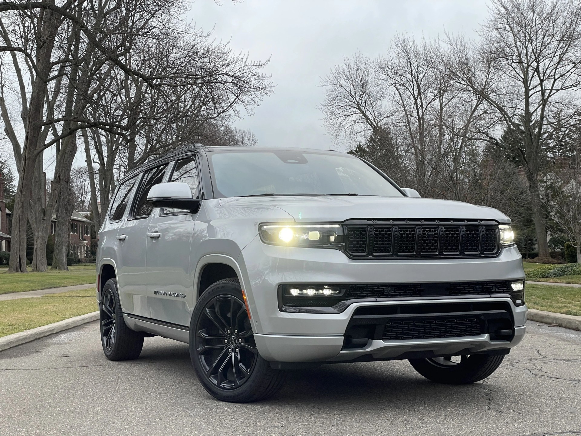 jeep grand wagoneer 2022