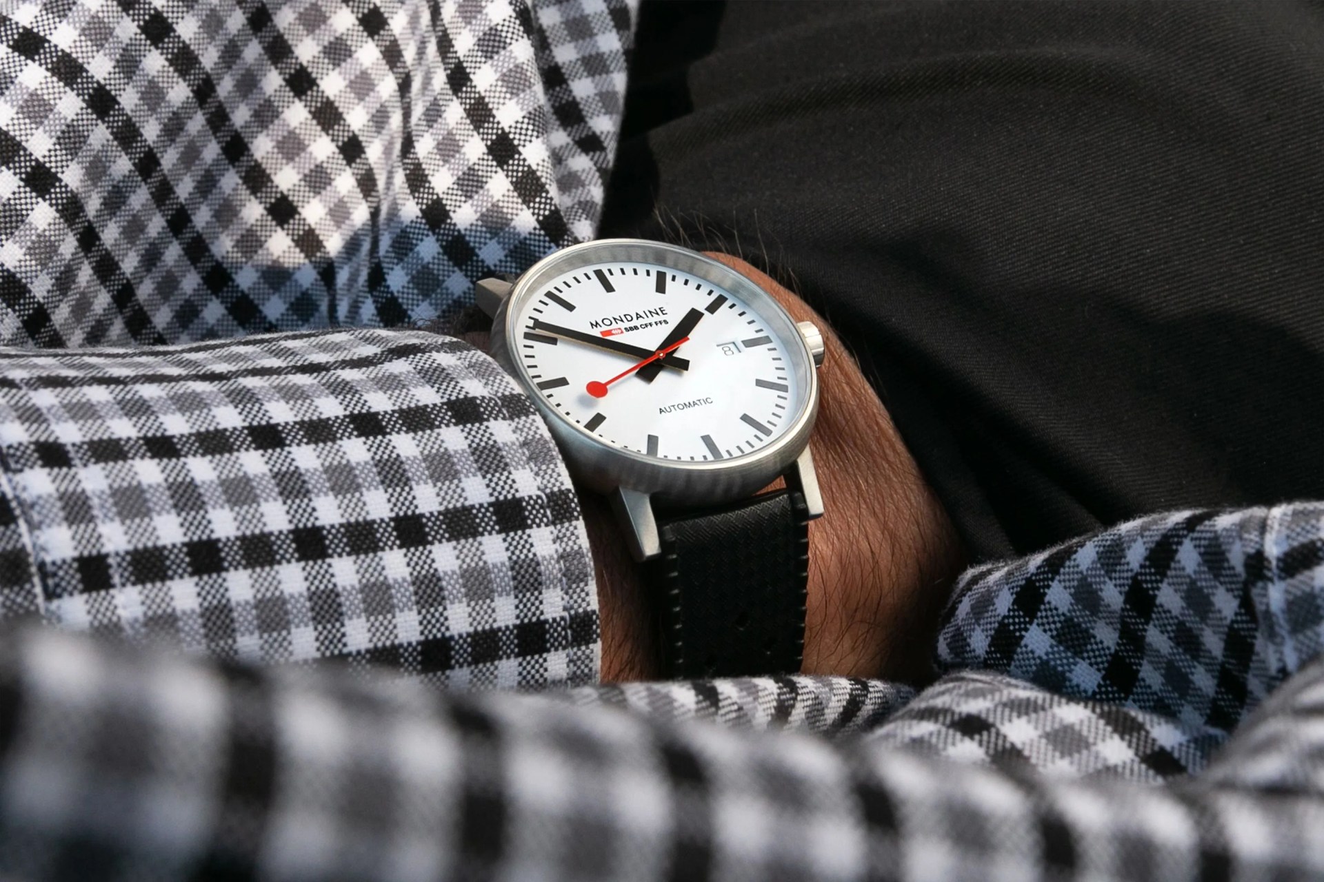 mondaine evo2 automatic watch
