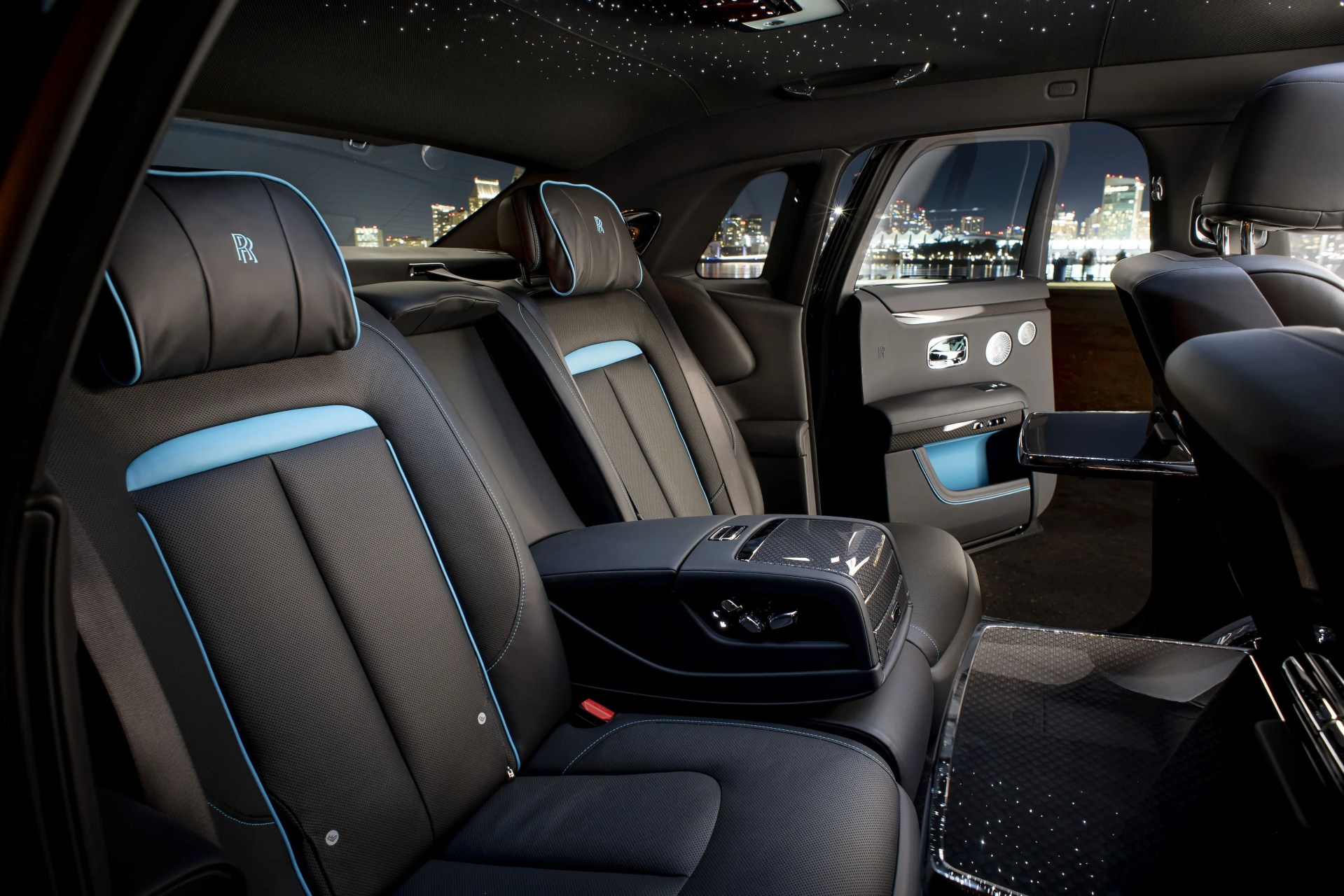 rolls royce black badge