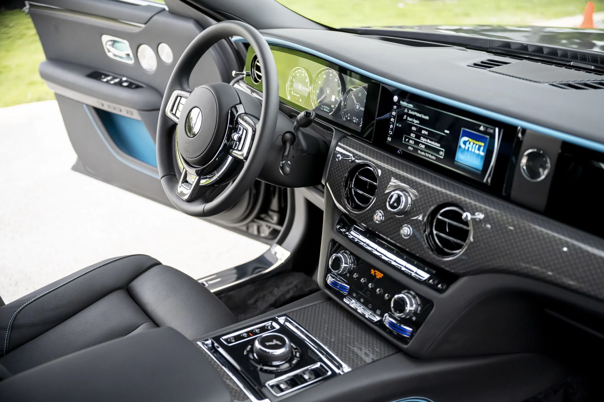 rolls royce black badge