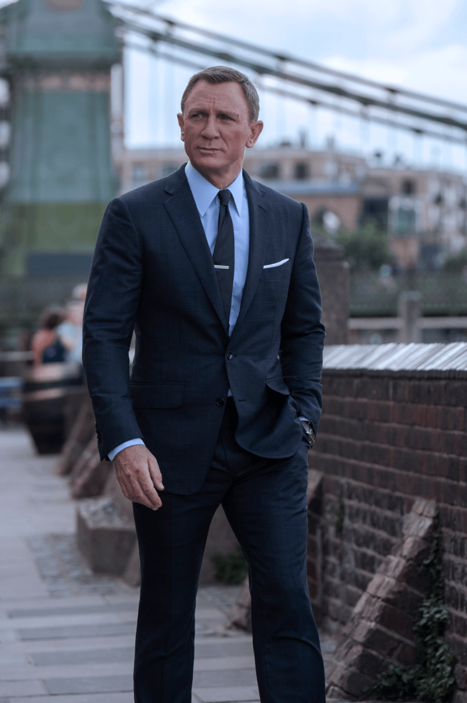 bond tom ford no time to die 2