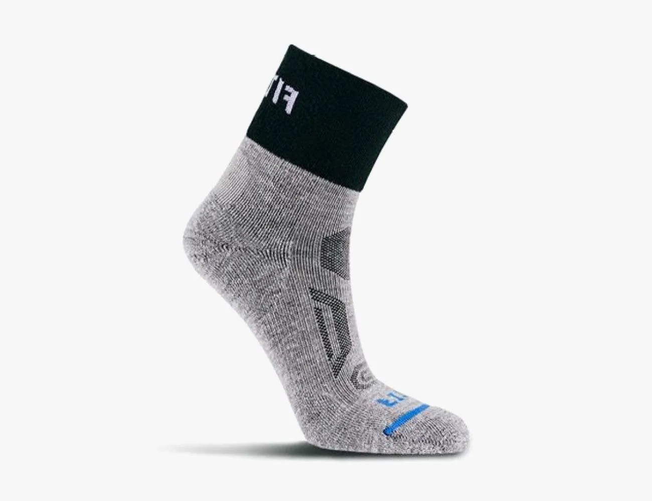 Fits Light Performance Trail Quarter