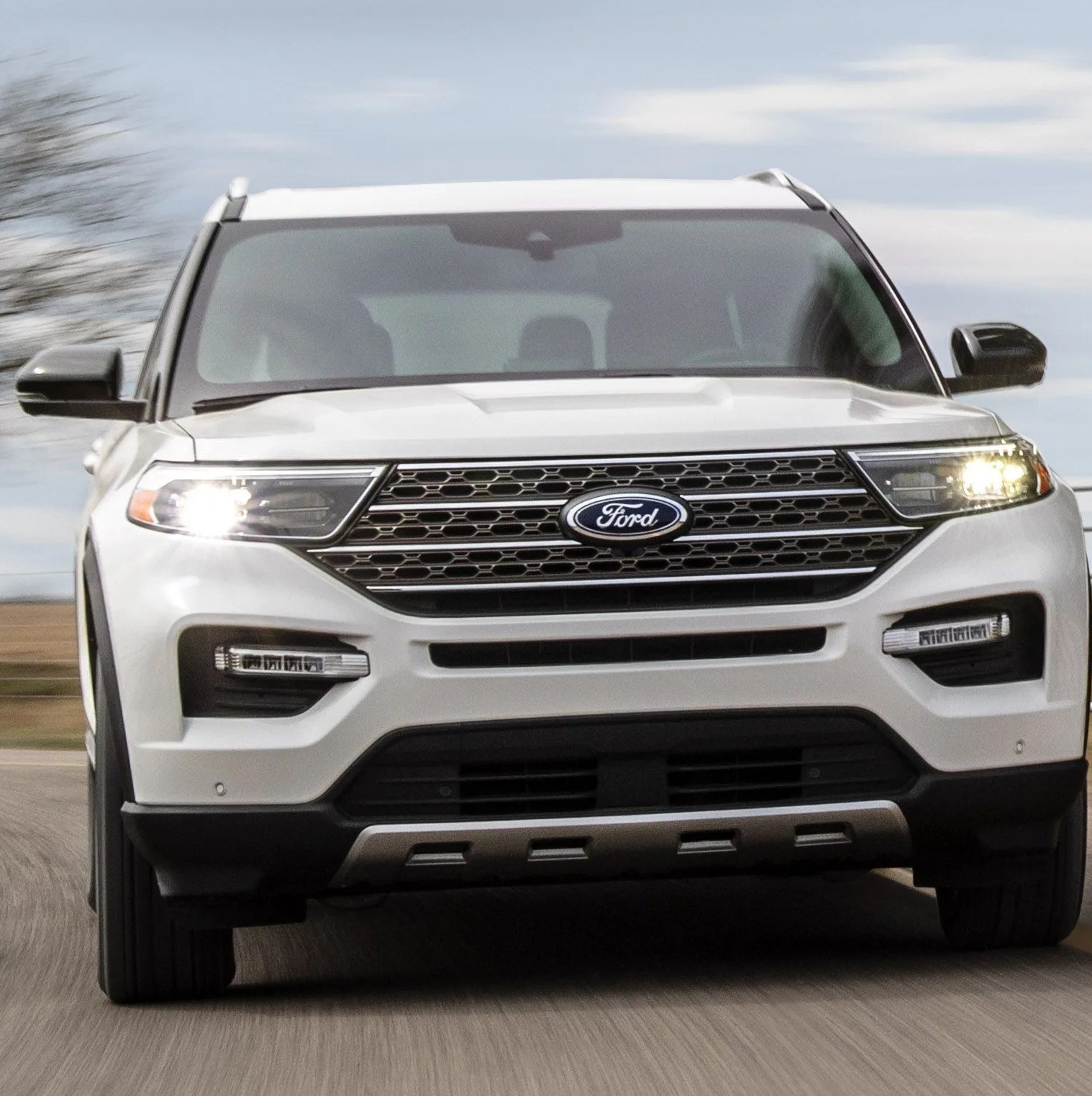2021 ford explorer king ranch edition introduces a rugged, premium appearance and brings the king ranch name to america’s all time best selling suv line