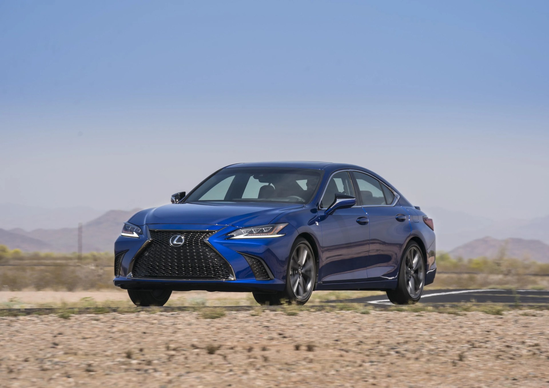 lexus es