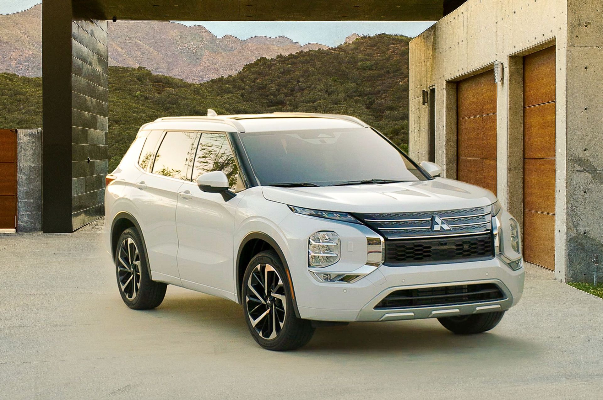 mitsubishi outlander