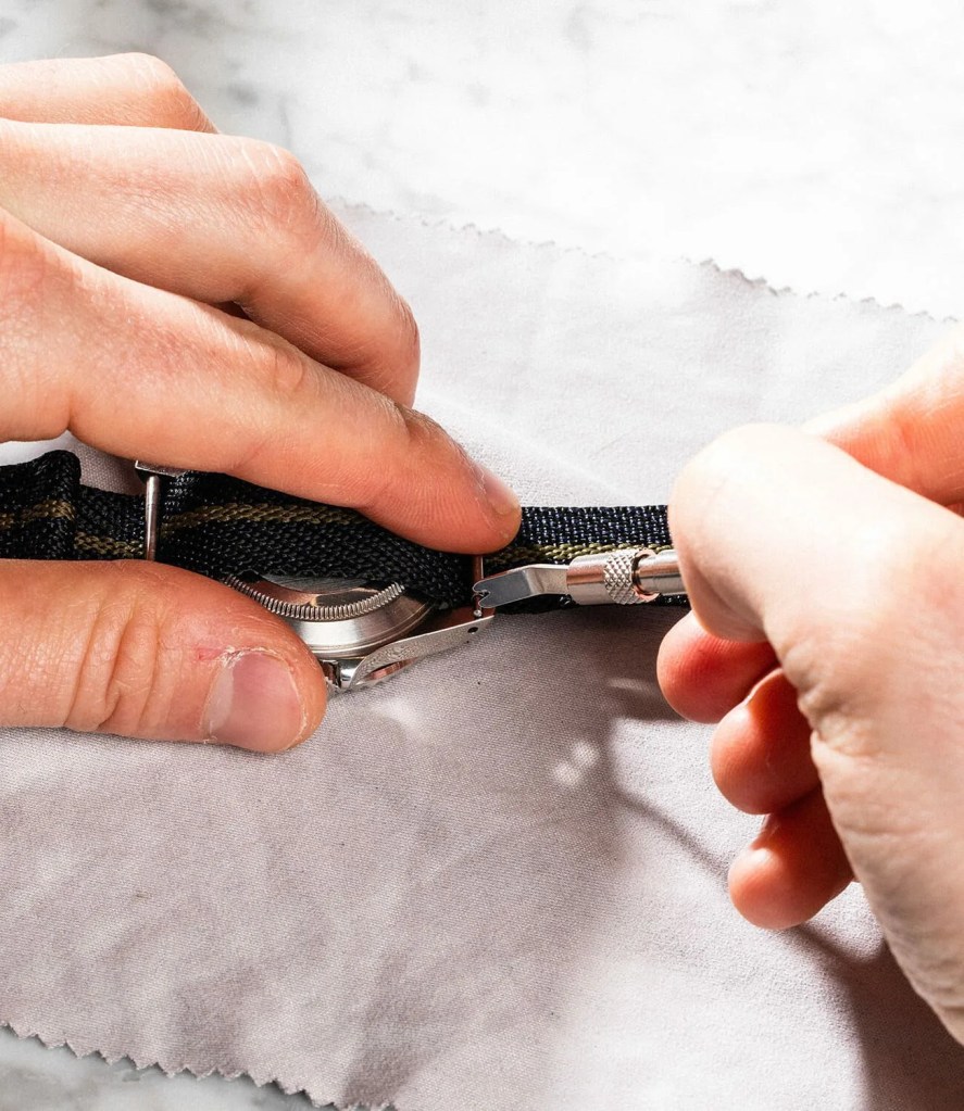 How-to-Change-a-Watch-Strap-gear-patrol-Drilled-13