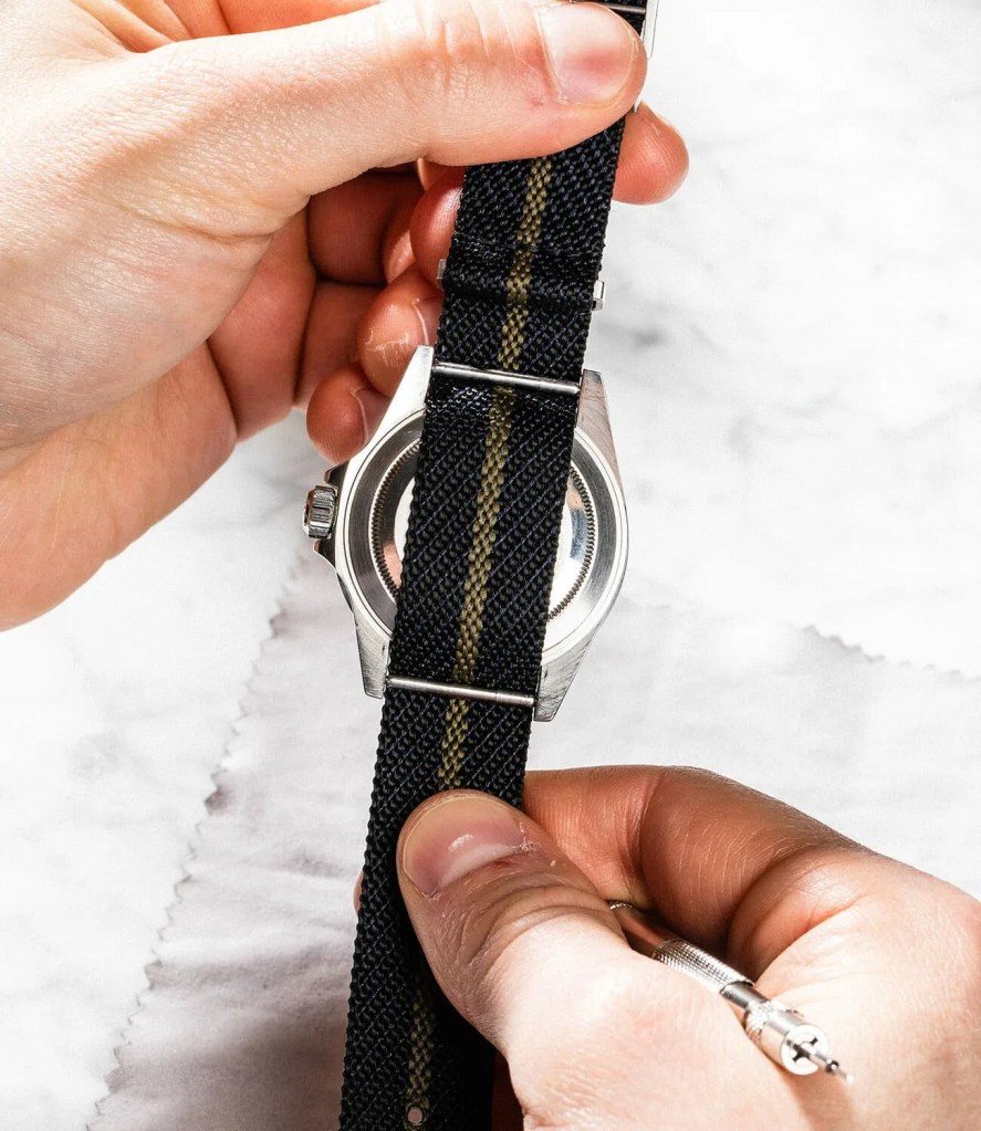How-to-Change-a-Watch-Strap-gear-patrol-Drilled-14