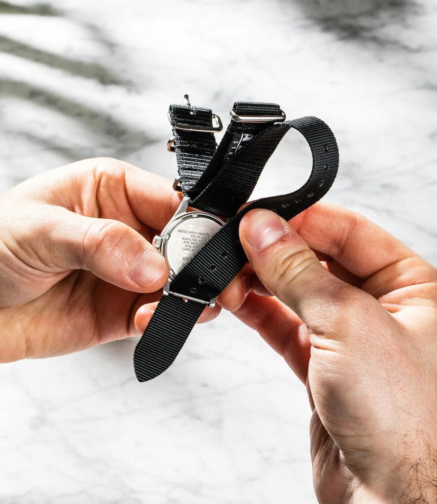 How-to-Change-a-Watch-Strap-gear-patrol-Nato-4