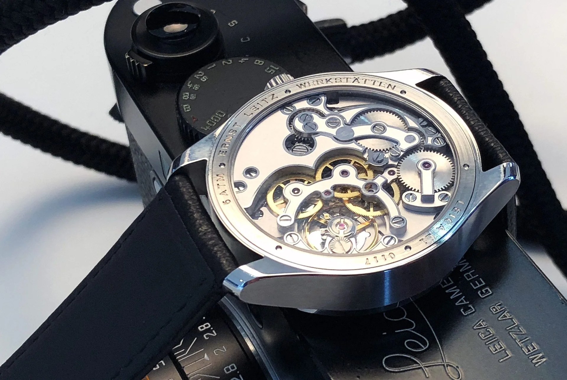 leica watch