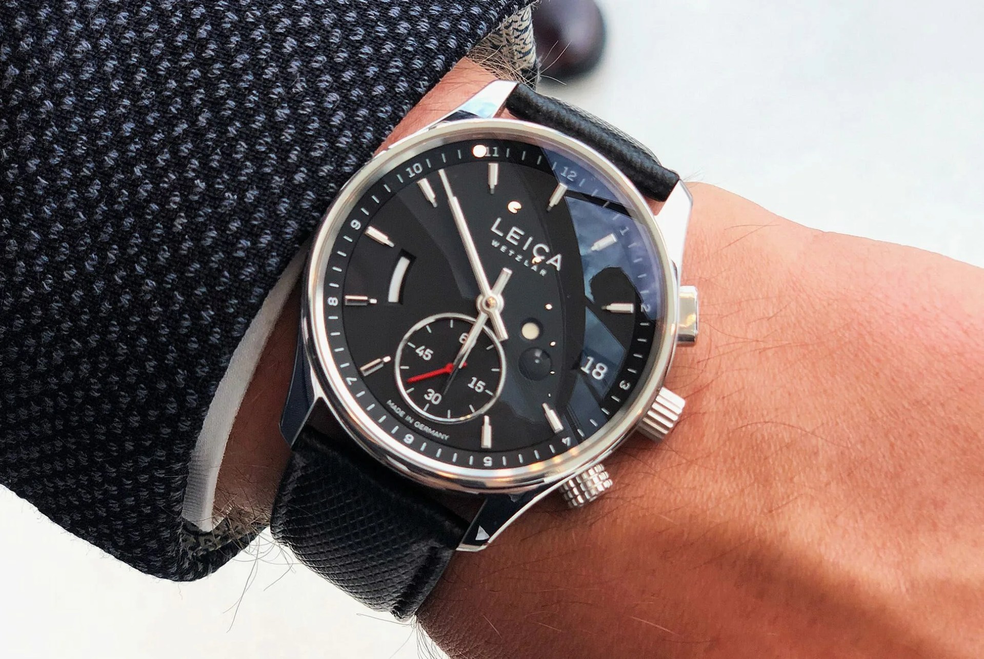 leica watch