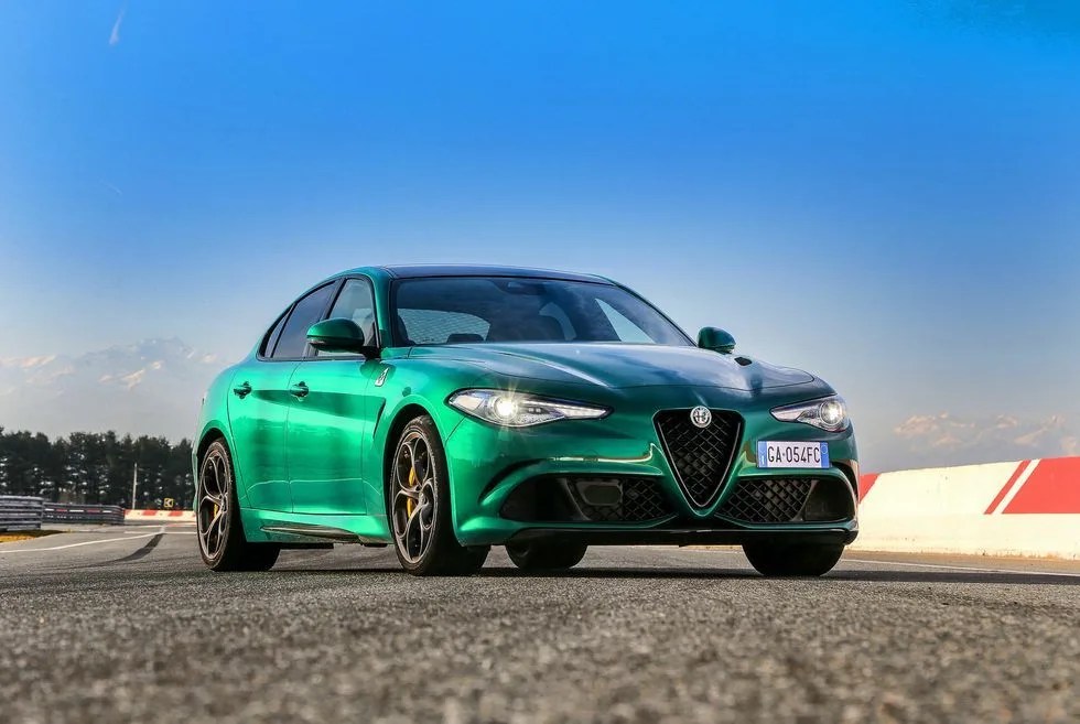 alfa romeo giulia quadrifoglio