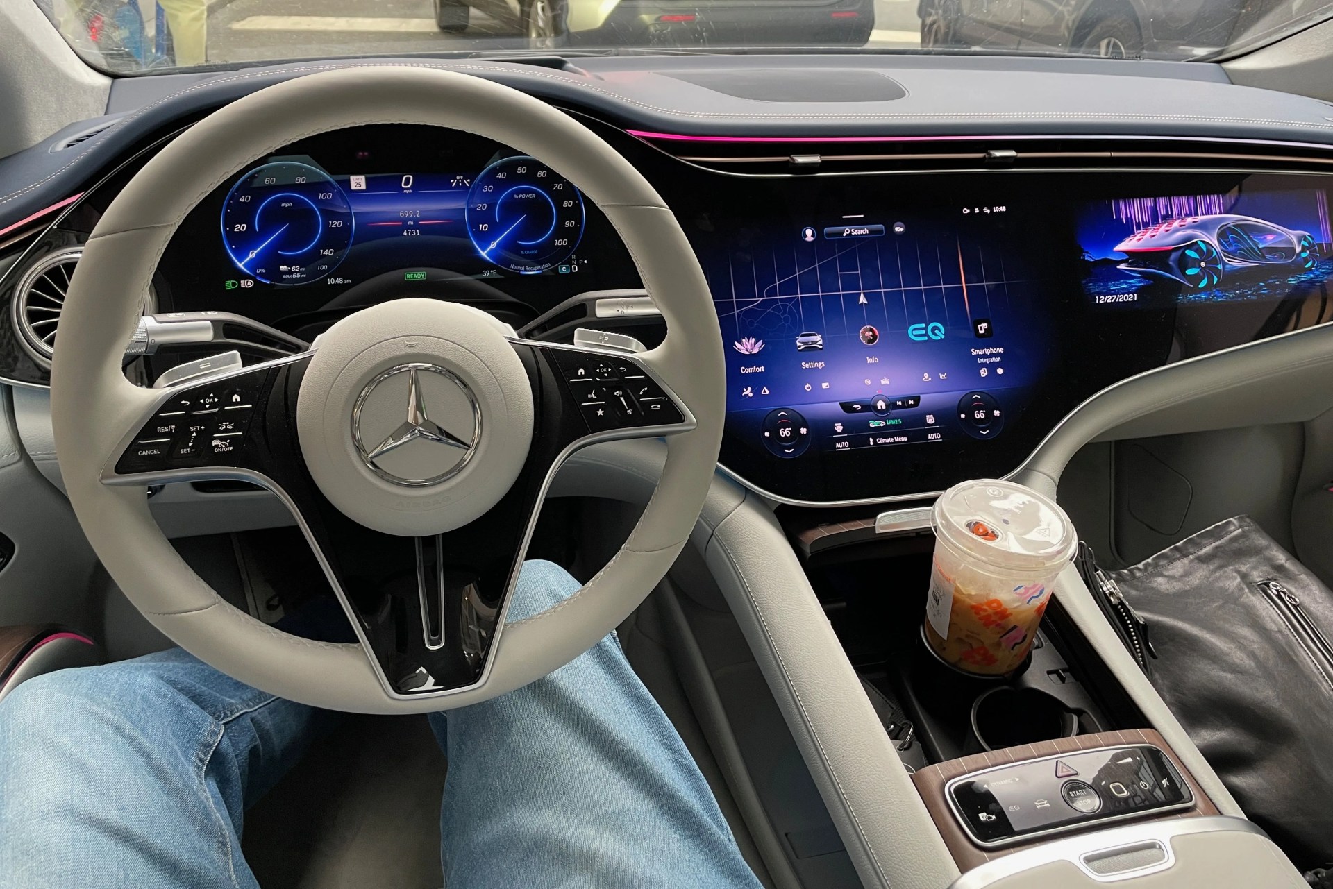 mercedes benz eqs 580 electric sedan dark blue