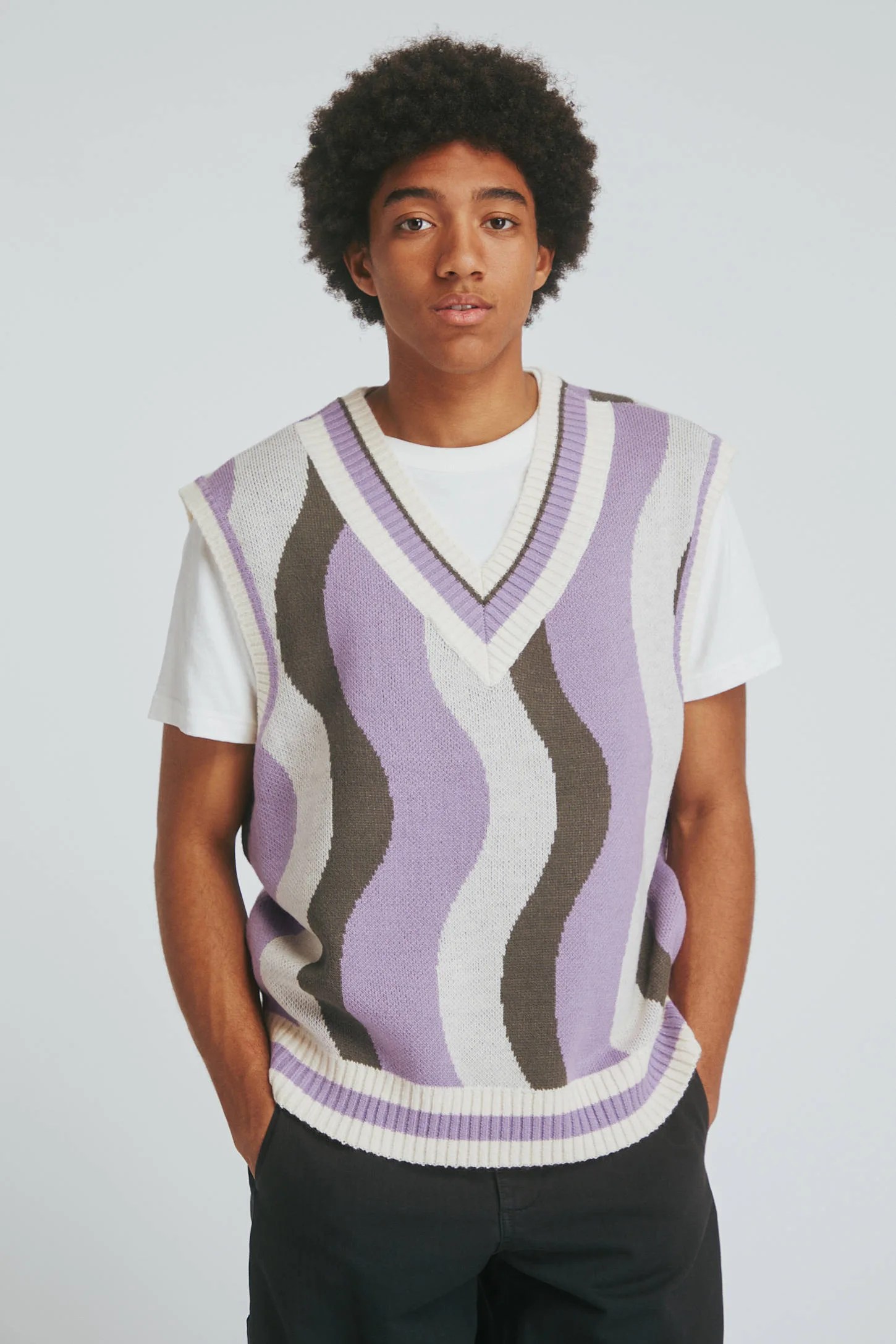 UO Patterned Sweater Vest