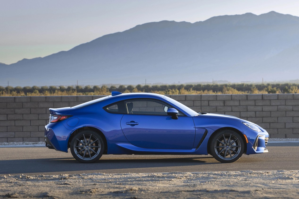 subaru brz 2022 blue