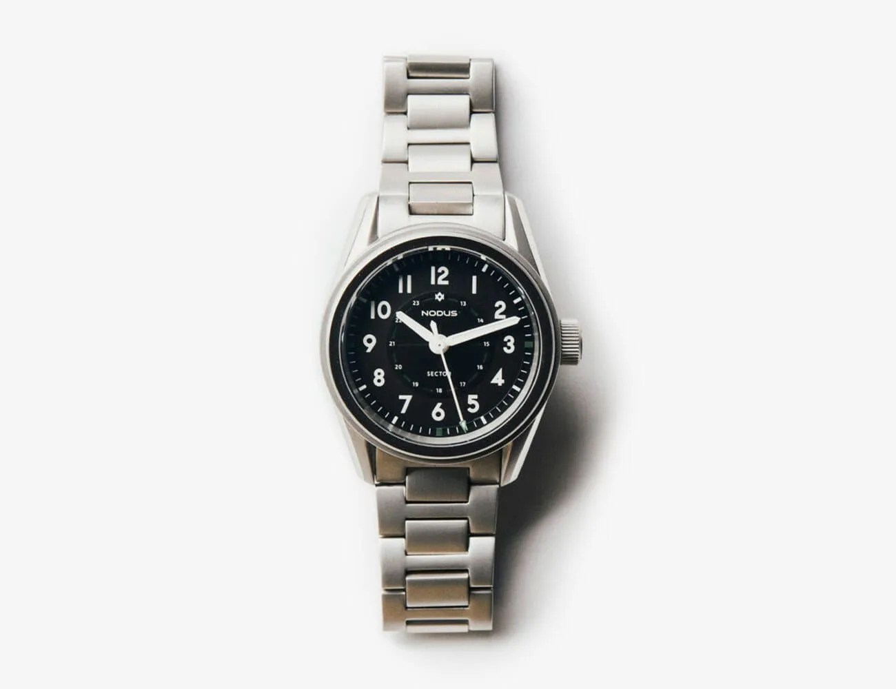 Before-You-Buy-an-Inexpensive-Watch-gear-patrol-ambience-4