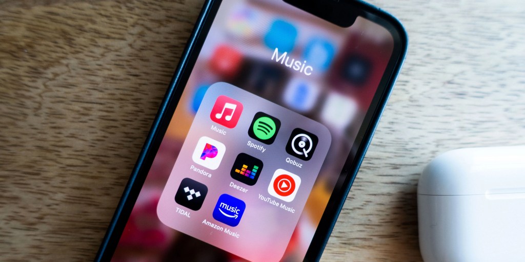 best streaming services apps on phone