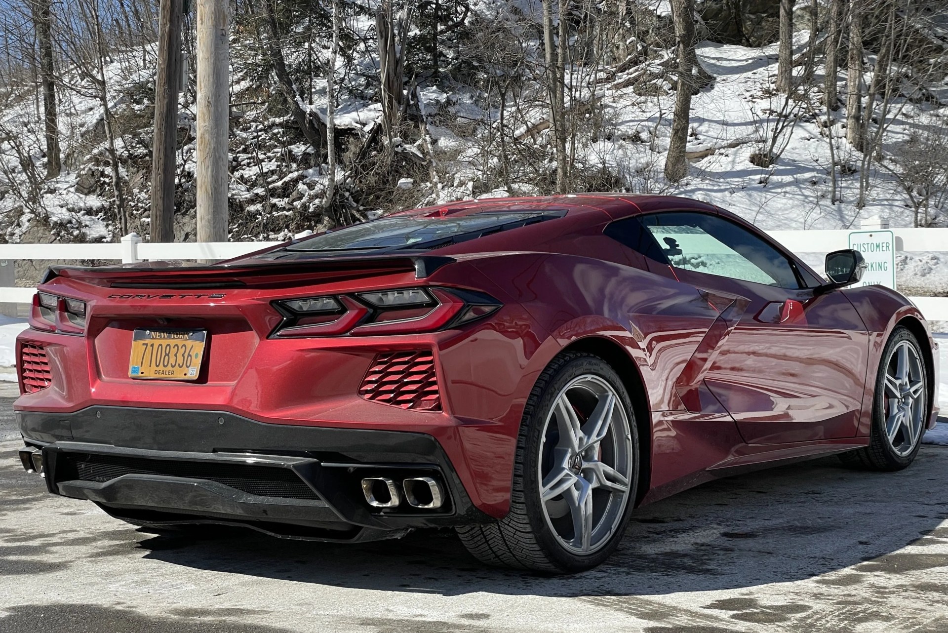 2022 chevrolet corvette stingray c8 red in winter