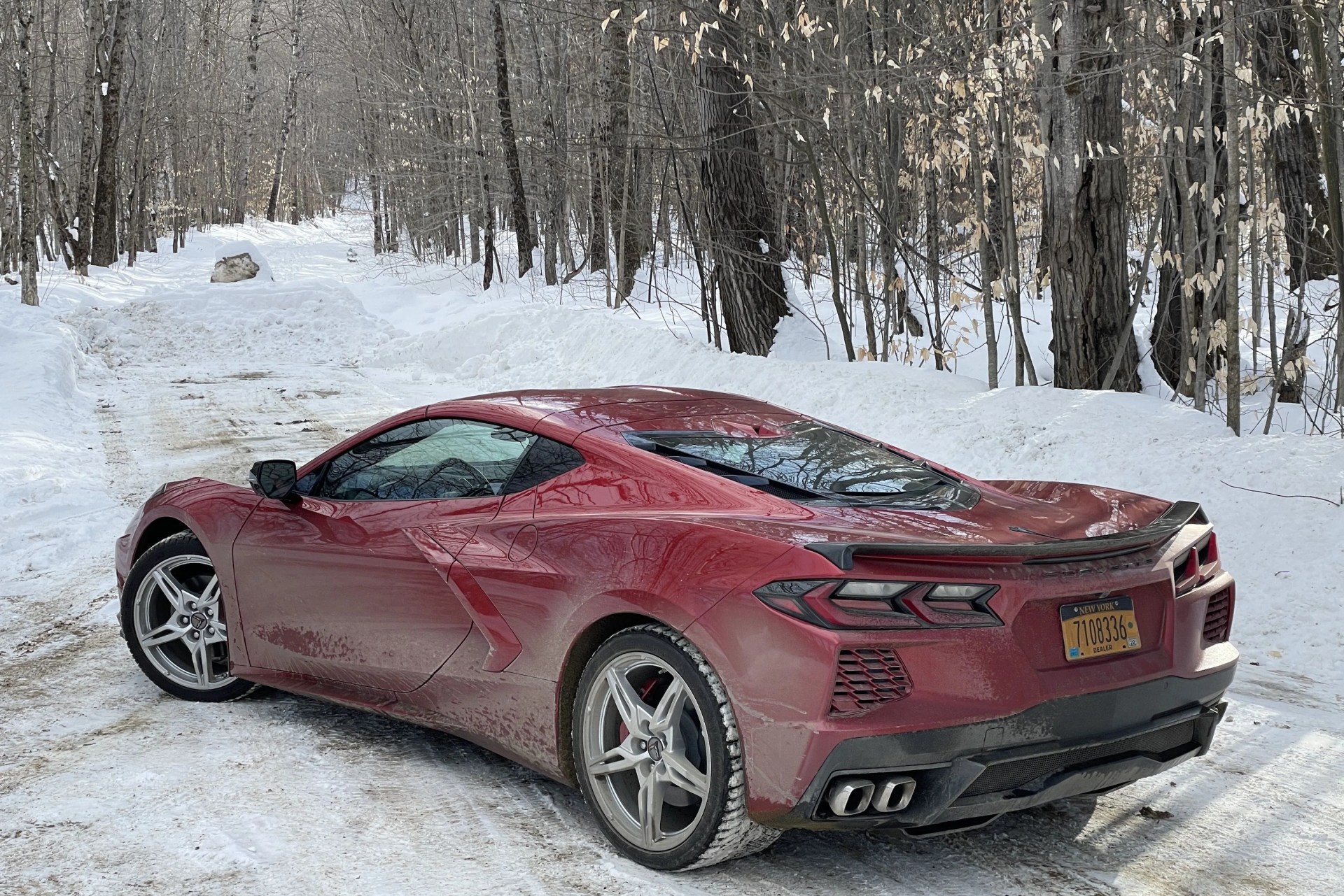 2022 chevrolet corvette stingray c8 red in winter