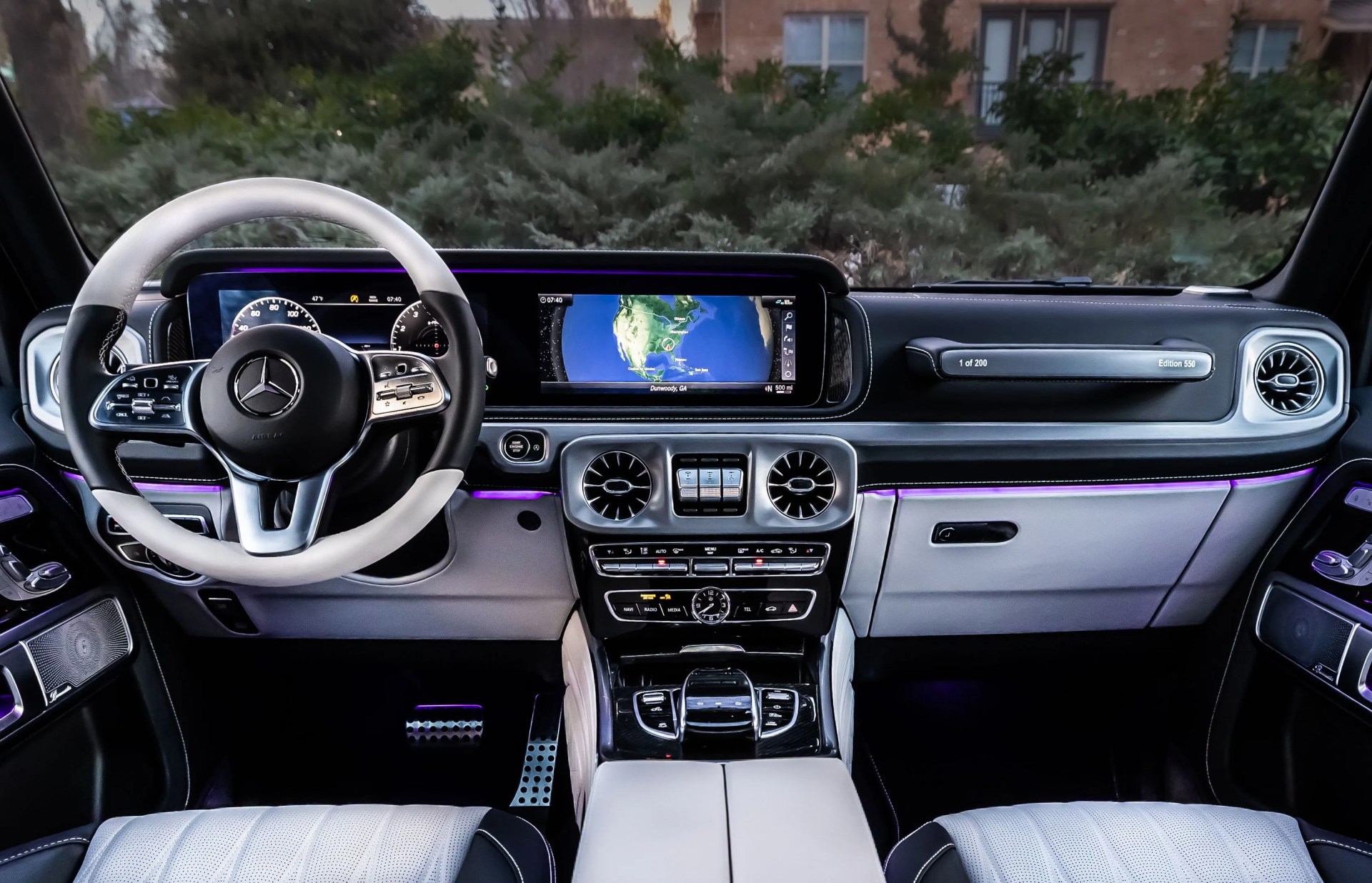 mercedes benz edition 550 interior
