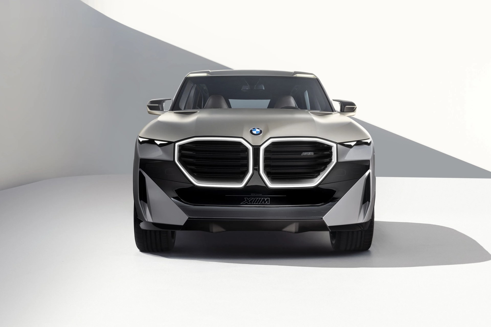 bmw xm concept front