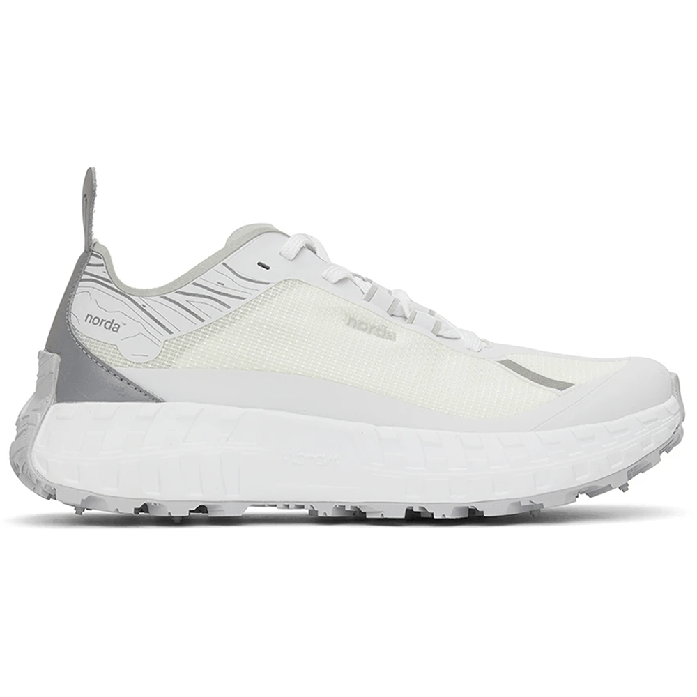 Off-White & Silver 'norda 001' Sneakers