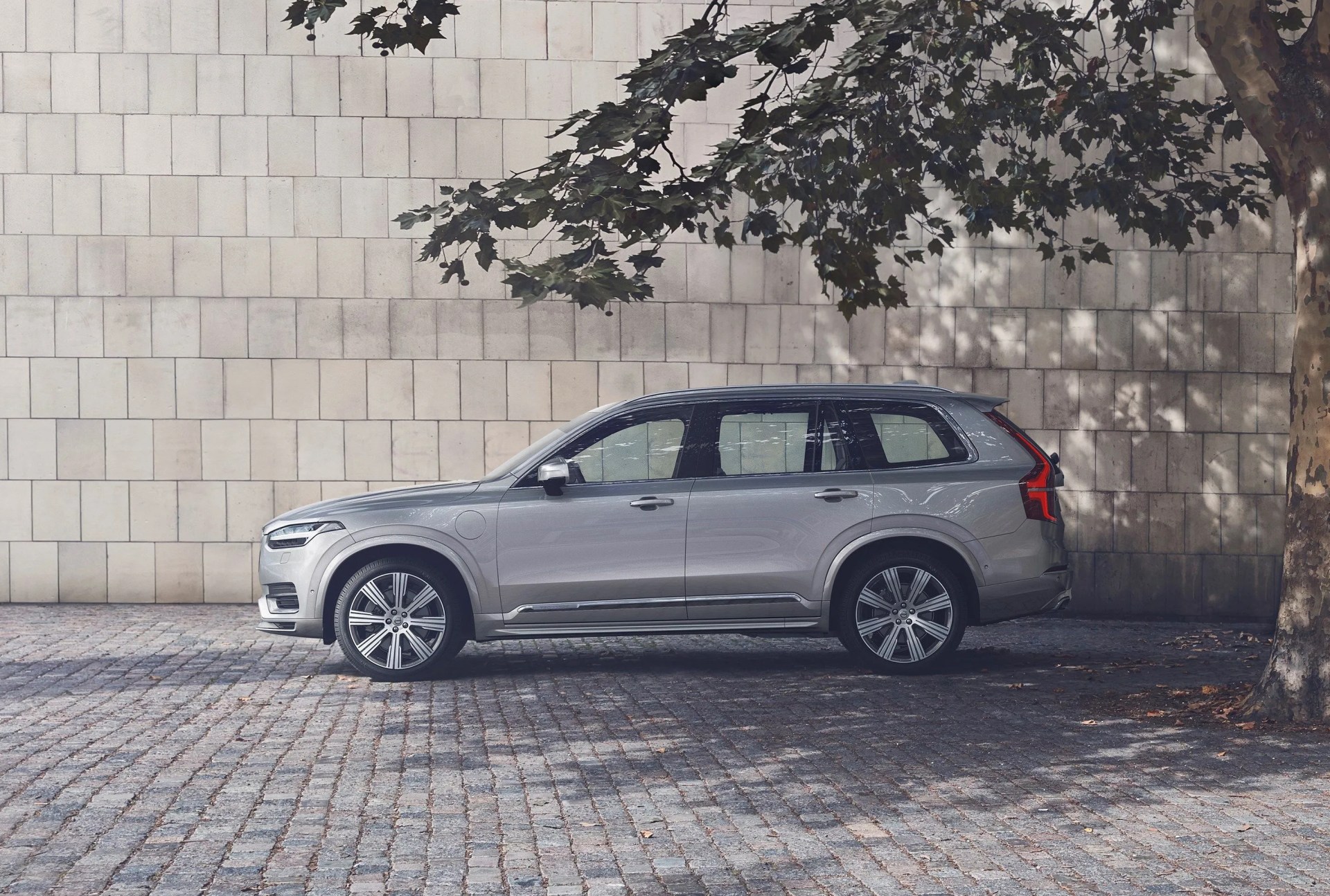 volvo xc90 recharge