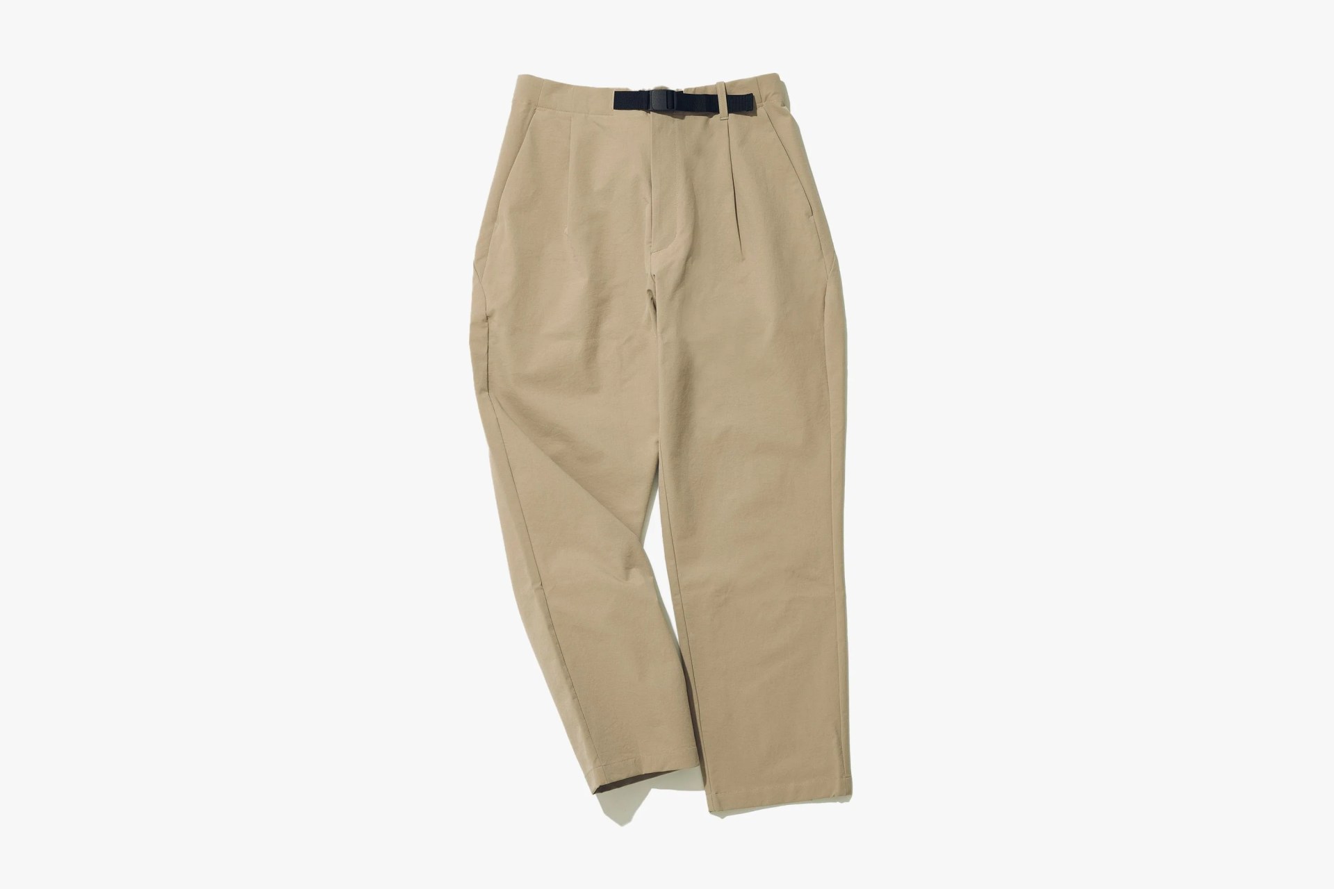 one tuck tapered stretch pants