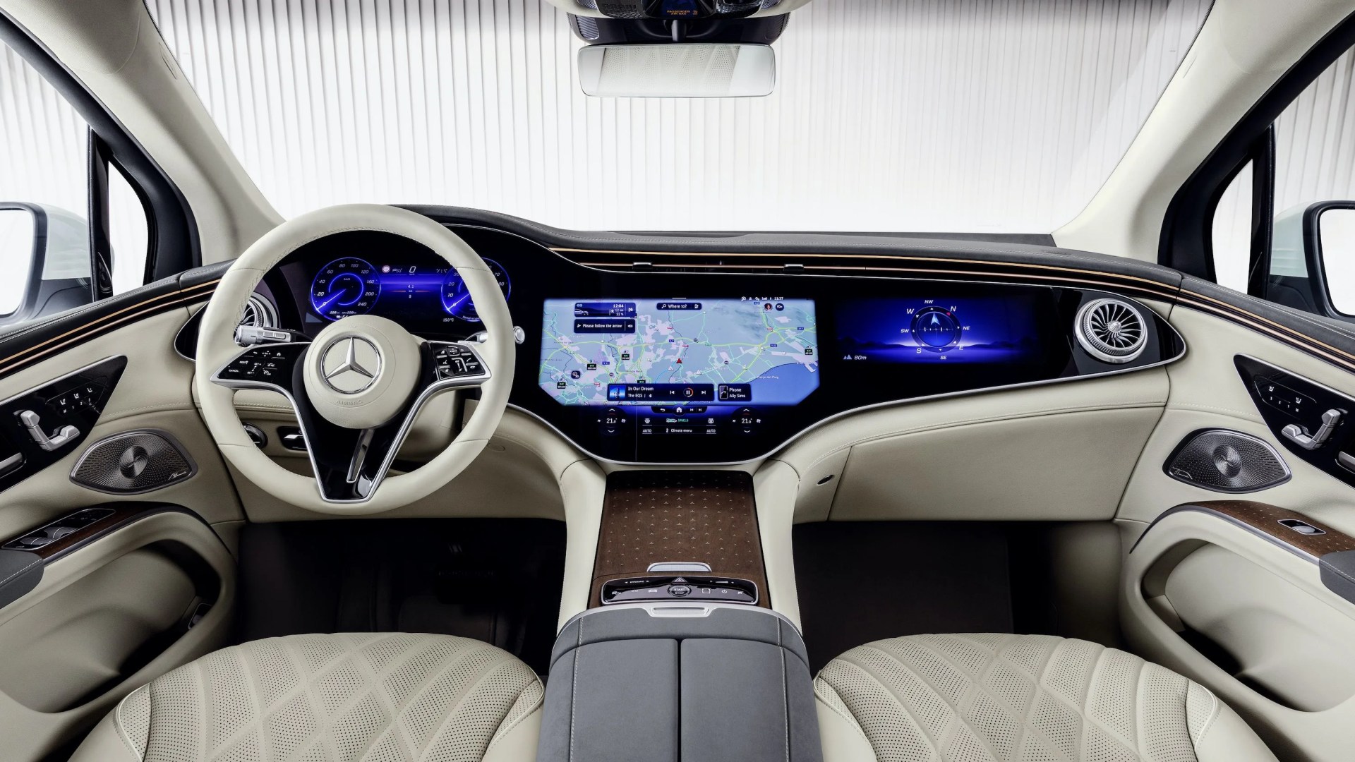 mercedes benz eqs suv