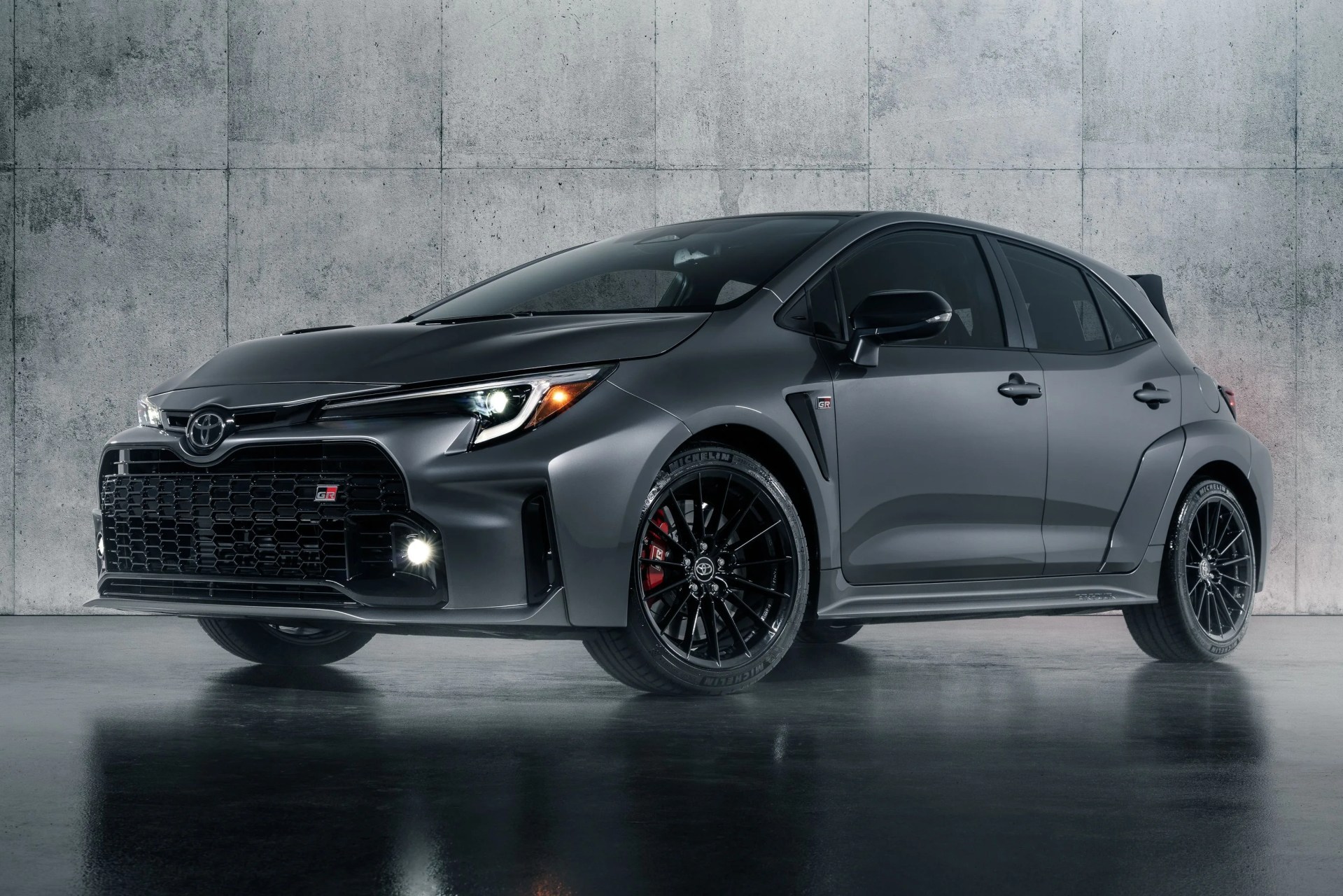 2023 toyota gr corolla hot hatch