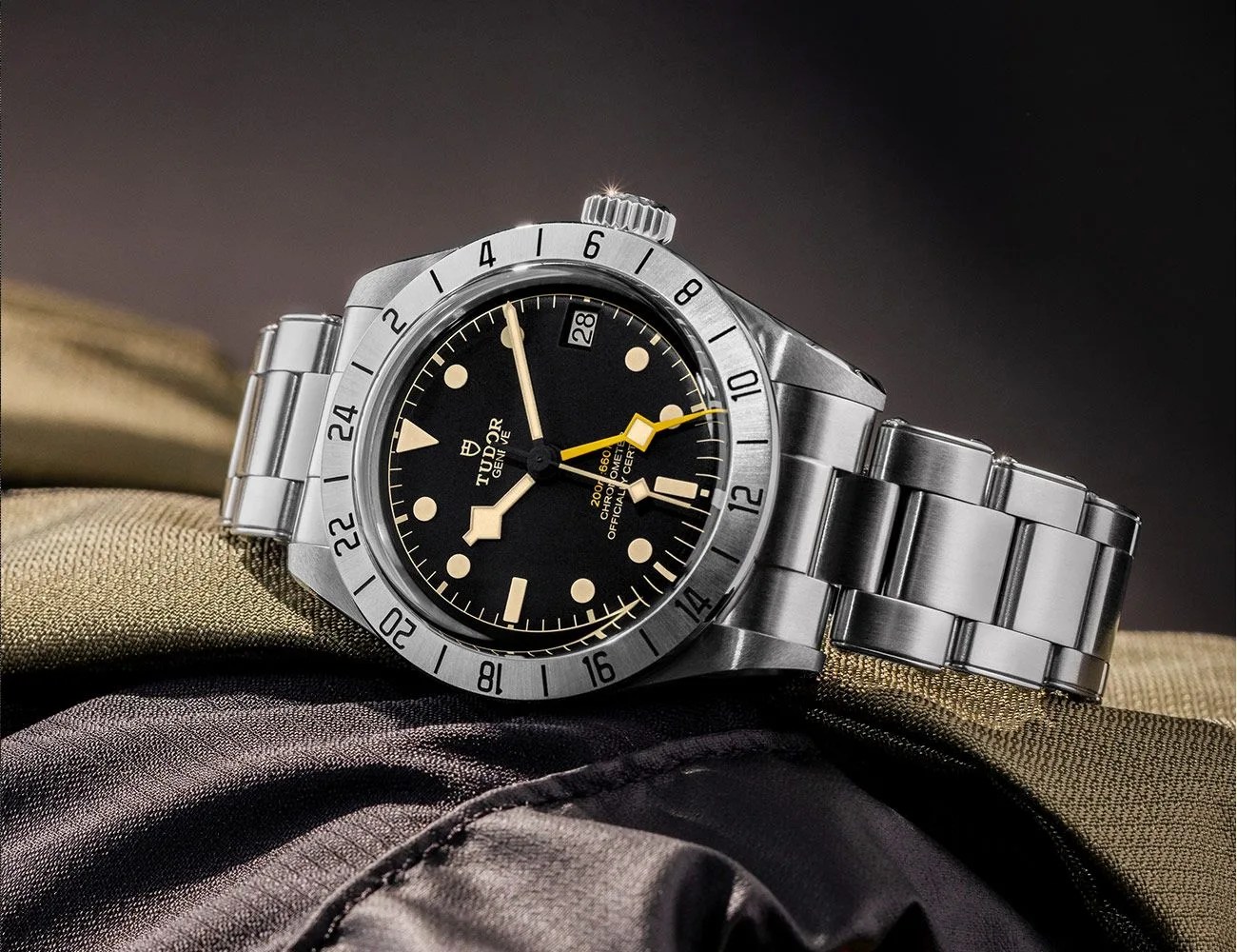 black bay pro watch