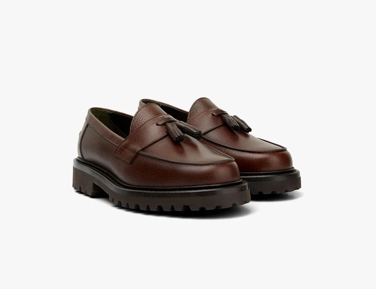 the clásico tassel loafer