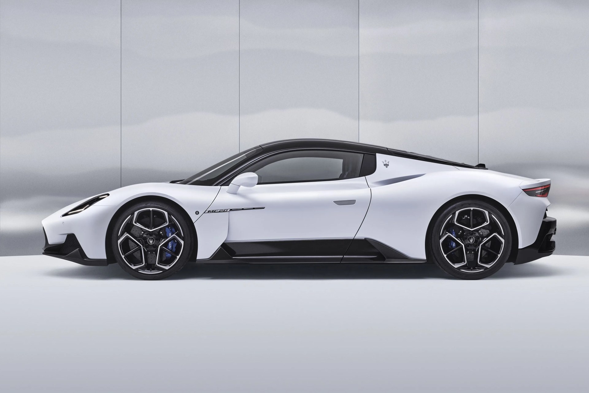2022 maserati mc20