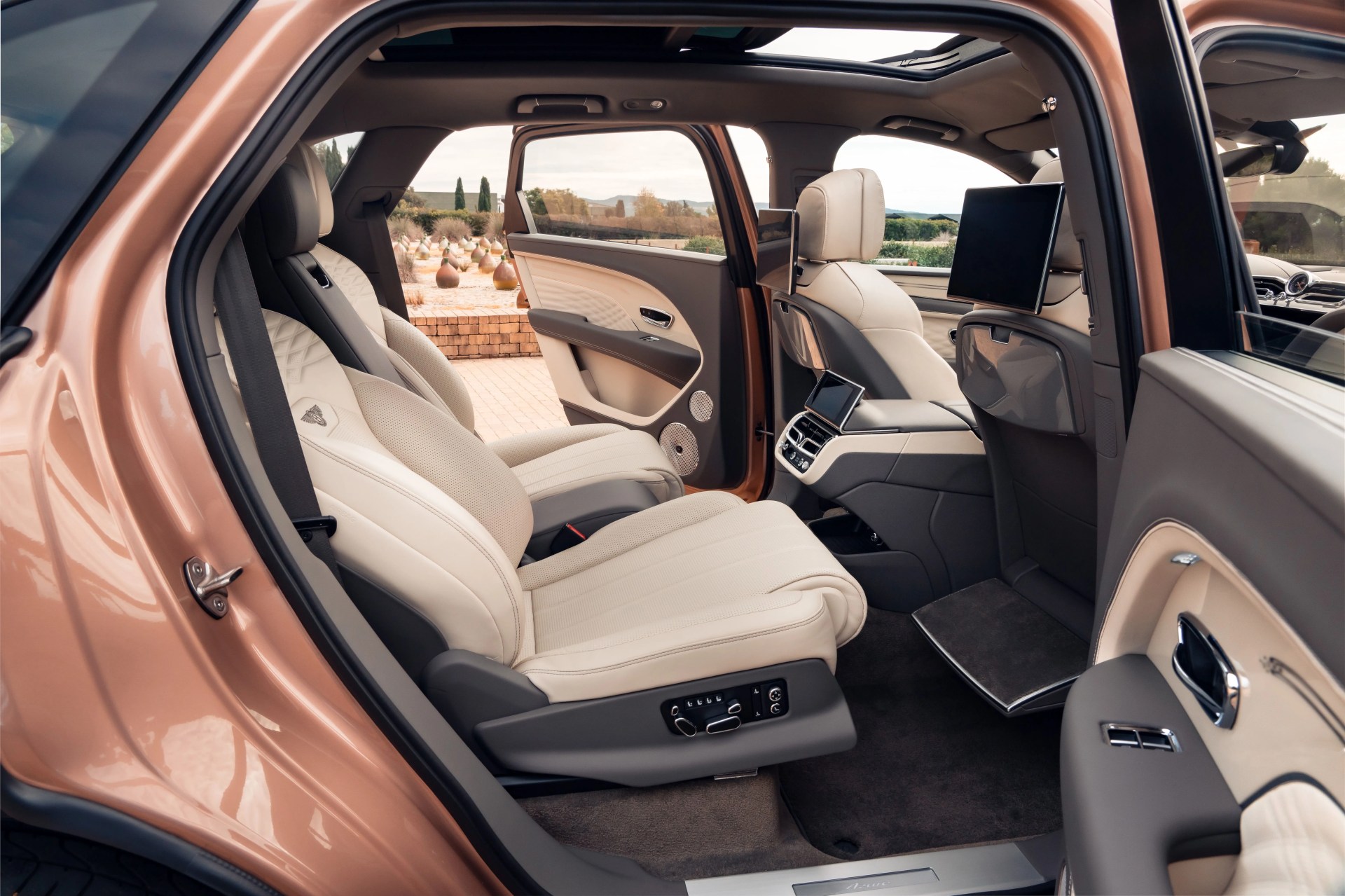 bentley bentayga extended wheelbase model