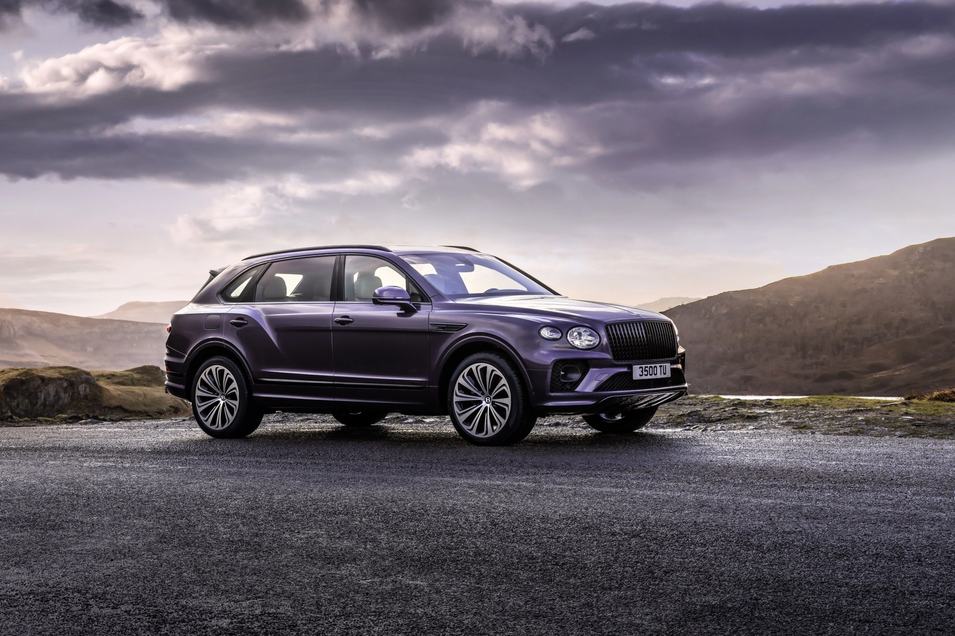 bentley bentayga extended wheelbase model