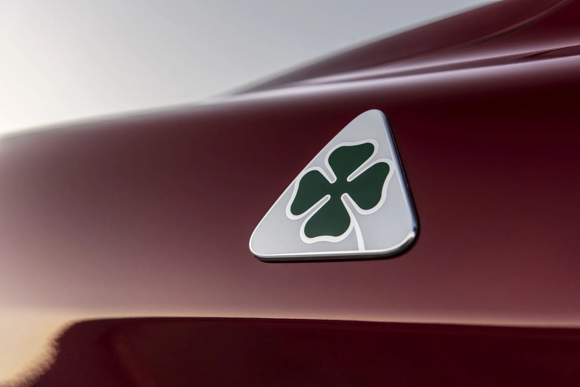 alfa romeo quadrifoglio badge