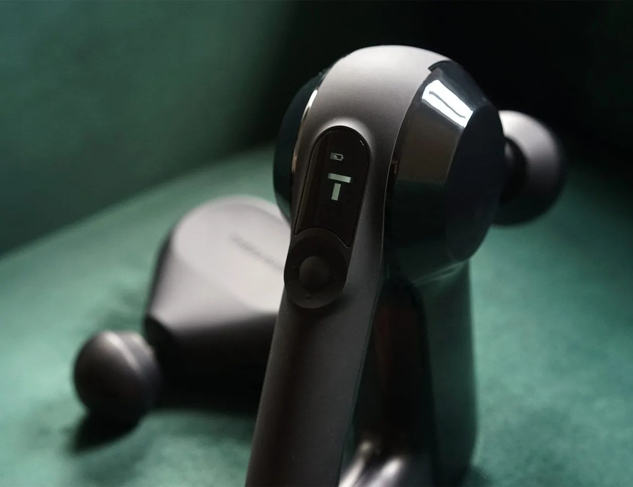 theragun massage gun