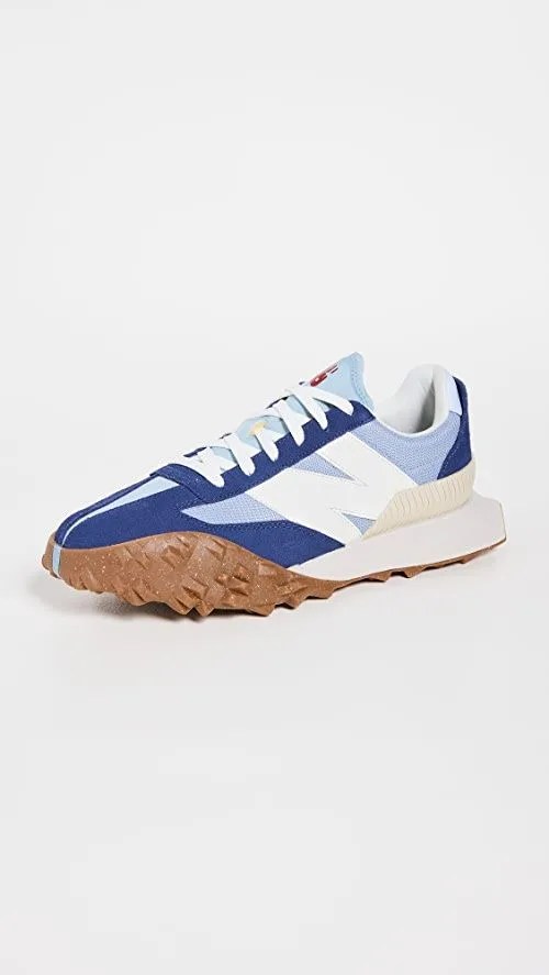 XC72 Sneakers