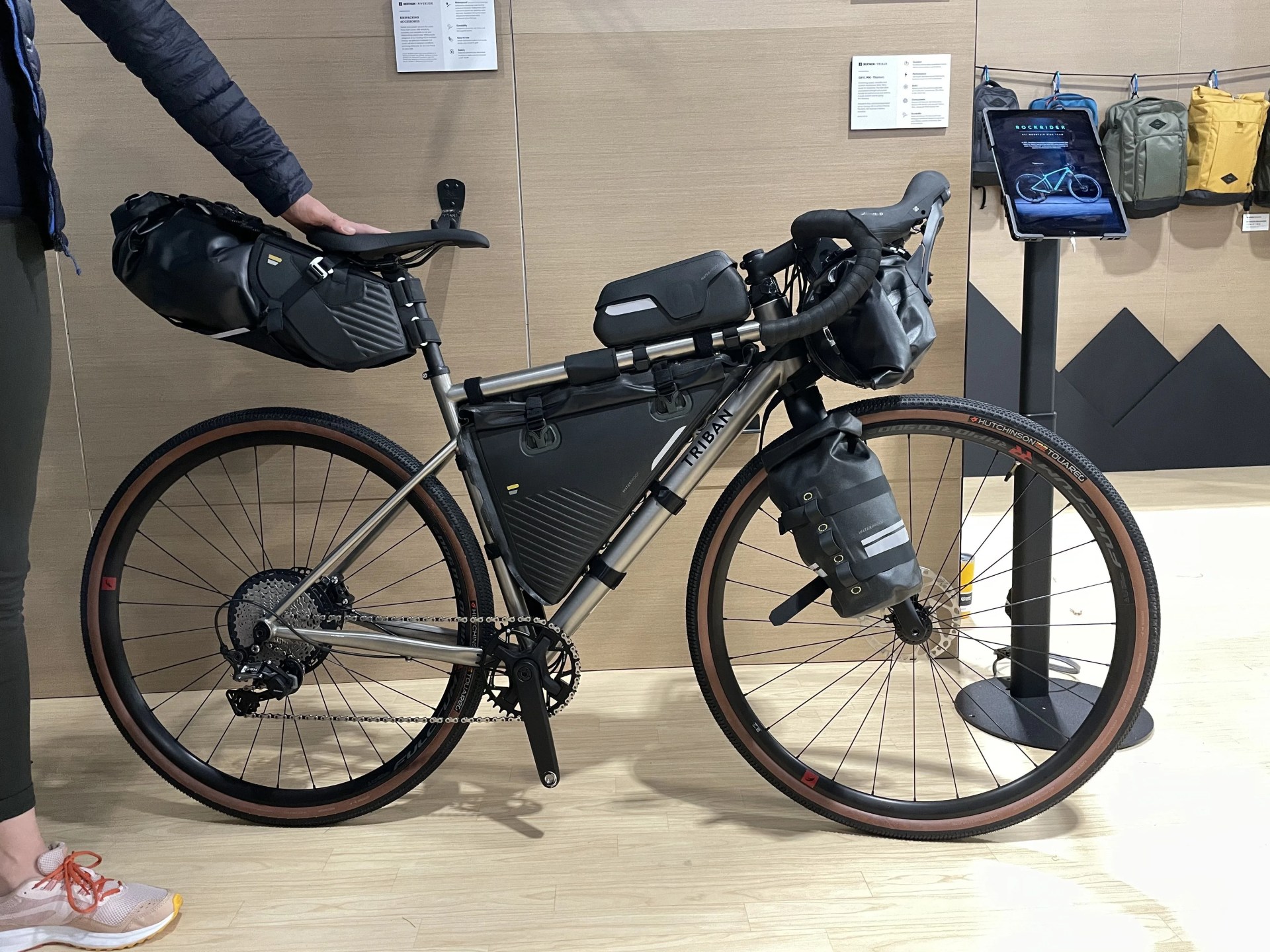 decathlon gravel bike