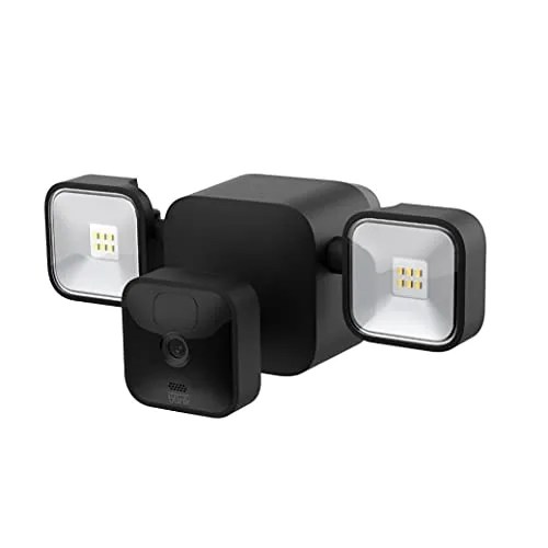Blink Outdoor 3rd Gen + Floodlight — wireless, 2-year battery life, HD floodlight mount and smart security camera, 700 lumens, motion detection, set up in minutes - 1 camera kit (Black)