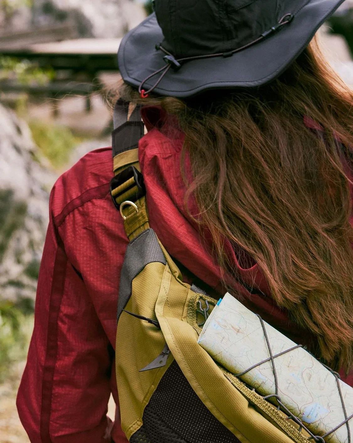 woman wearing klättermusen tivar quick drying hat