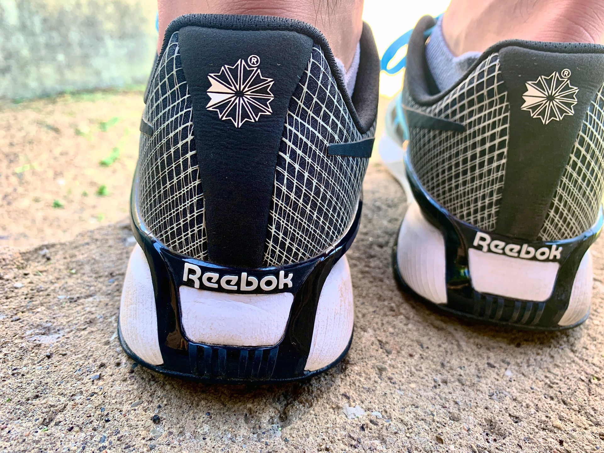 back of the reebok nano 6000 shoes