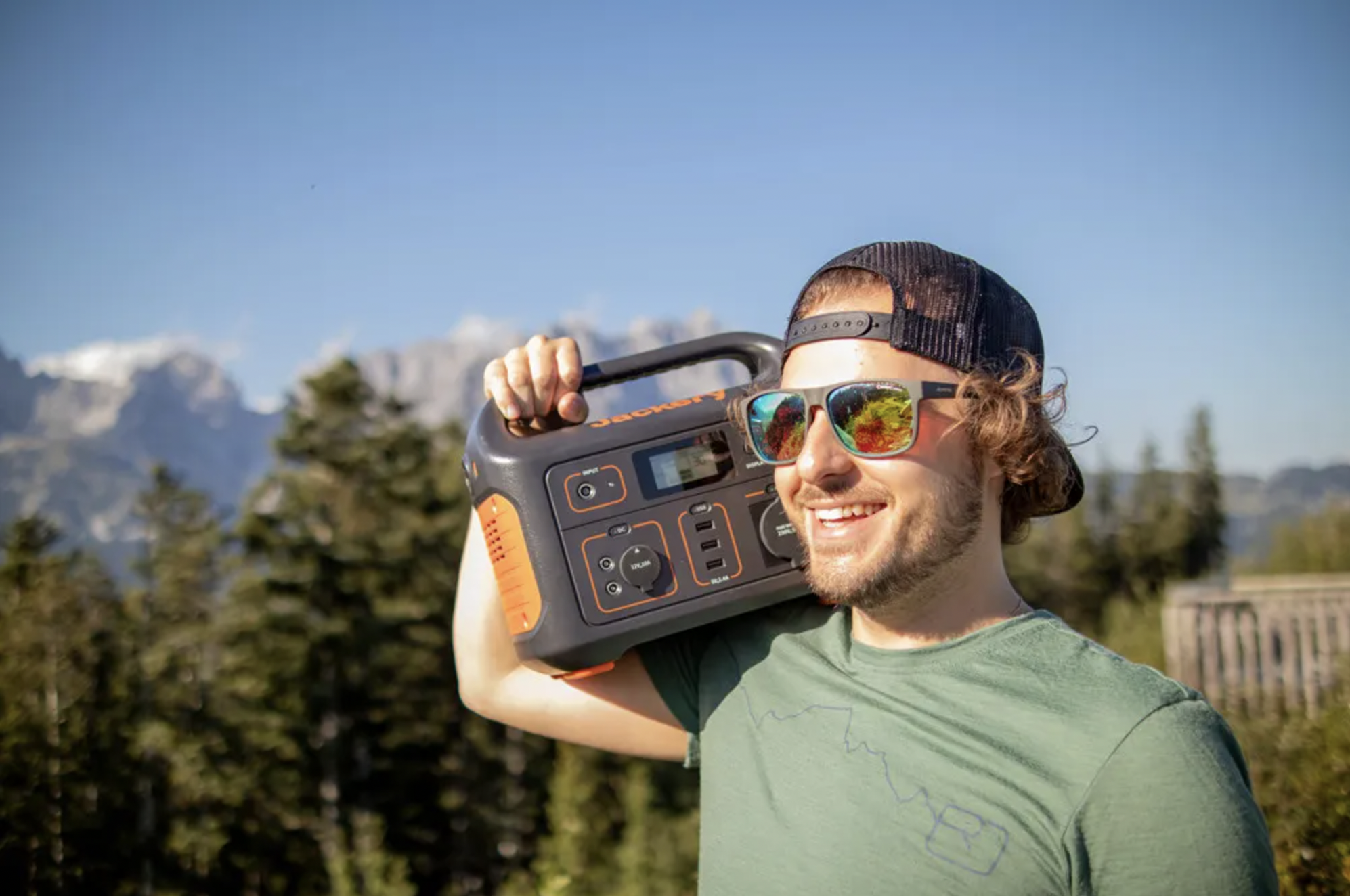 portable power station