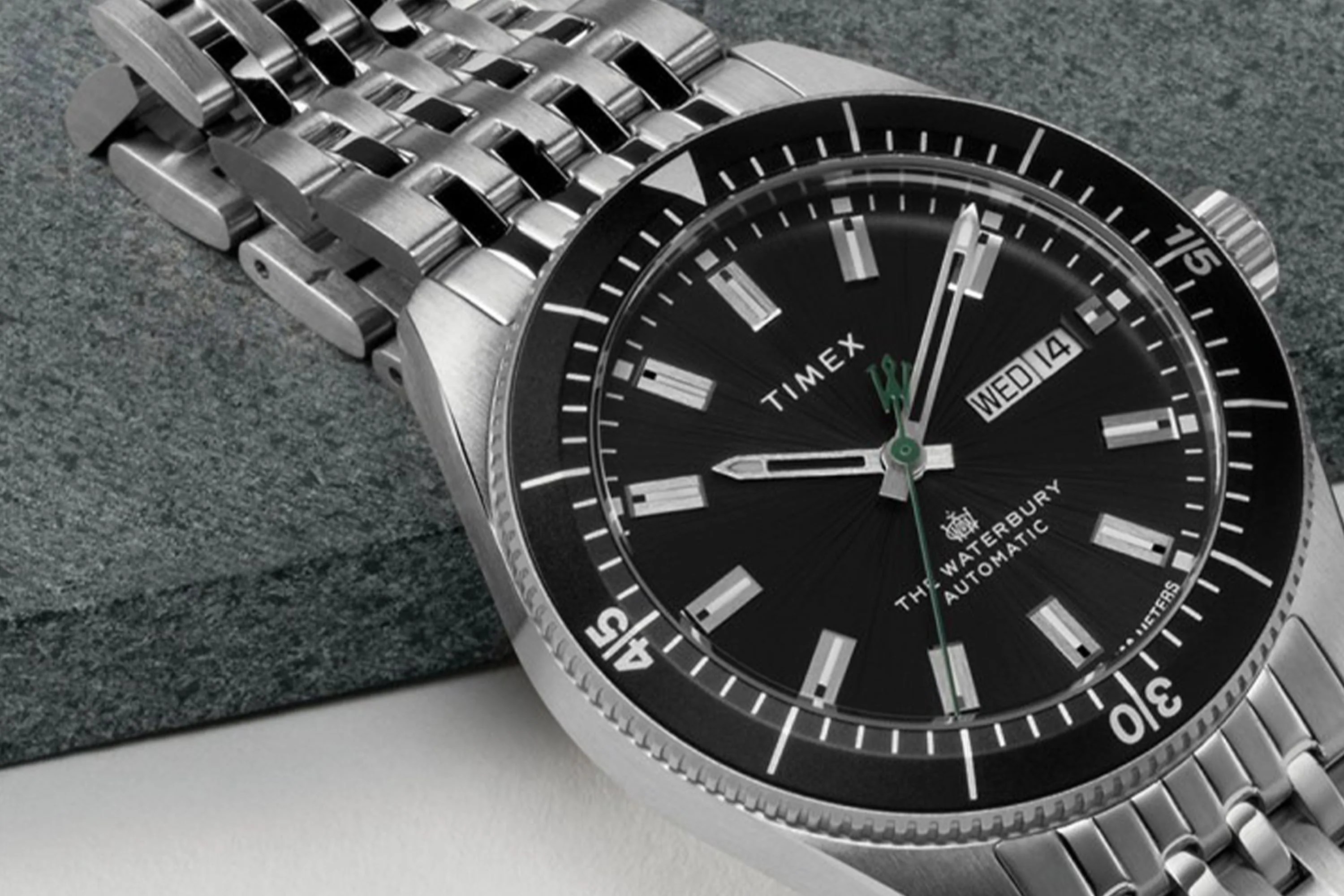 waterbury dive automatic 40mm watch