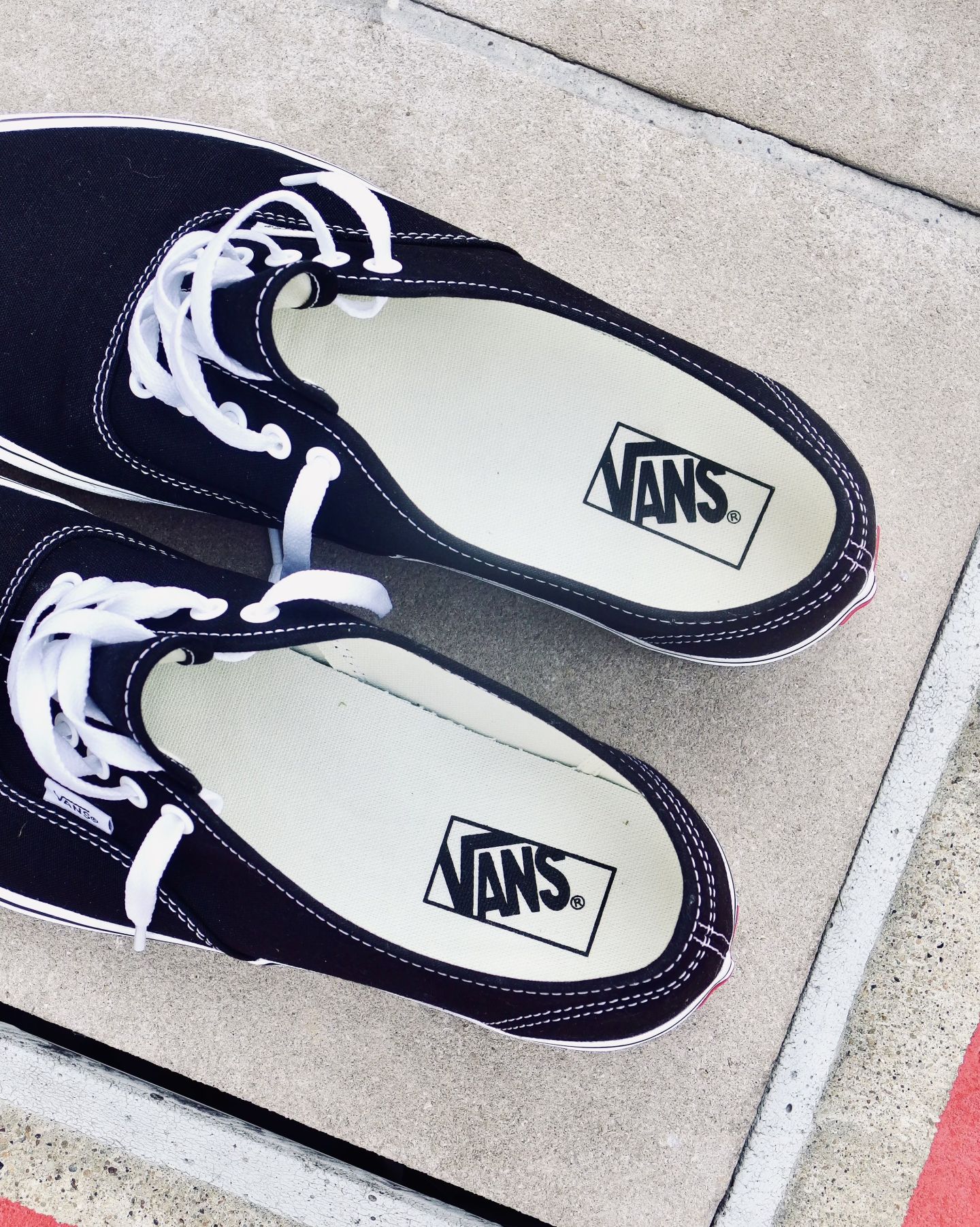 vans