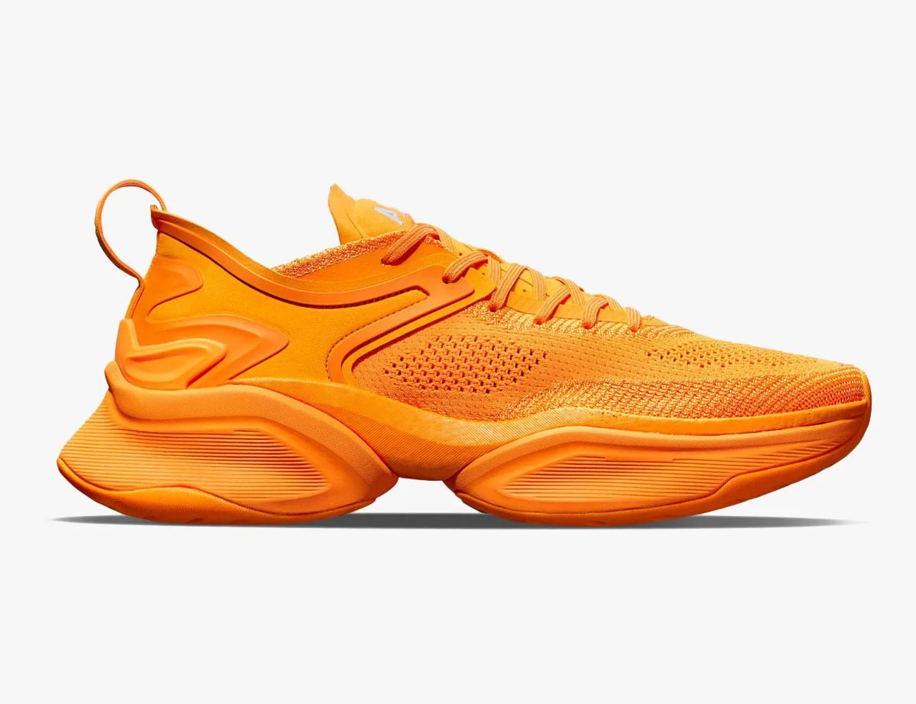 apl x mclaren running shoes