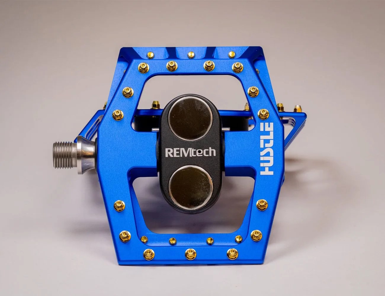 blue hustle bike labs avery remtech pedal
