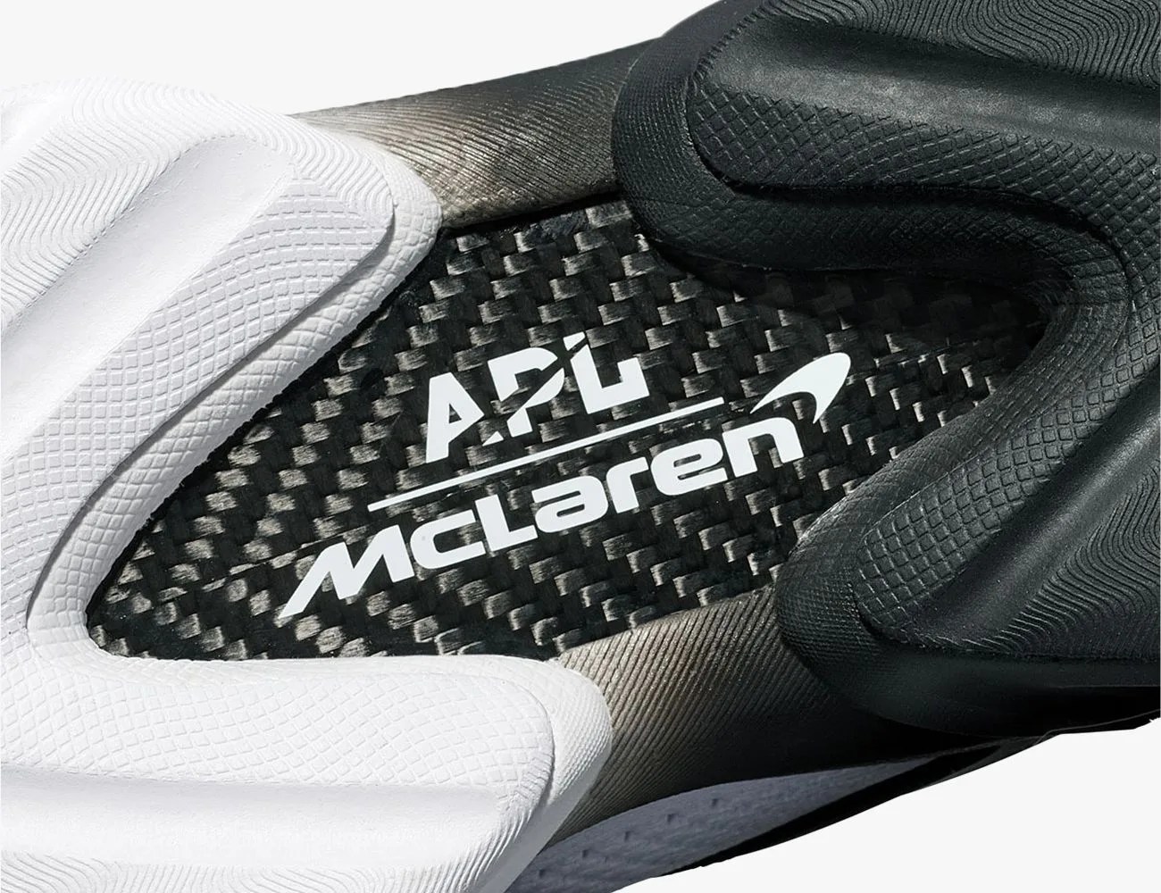 apl x mclaren running shoes