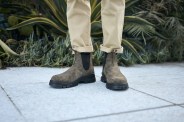blundstone lug boot
